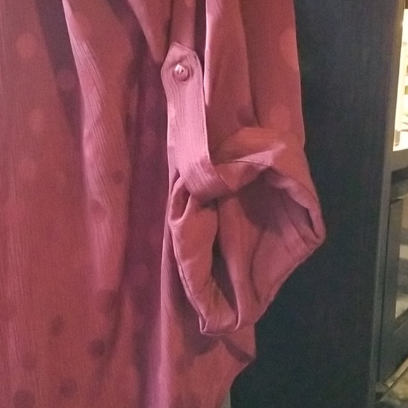 Split neck blouse - Picture 3 of 4